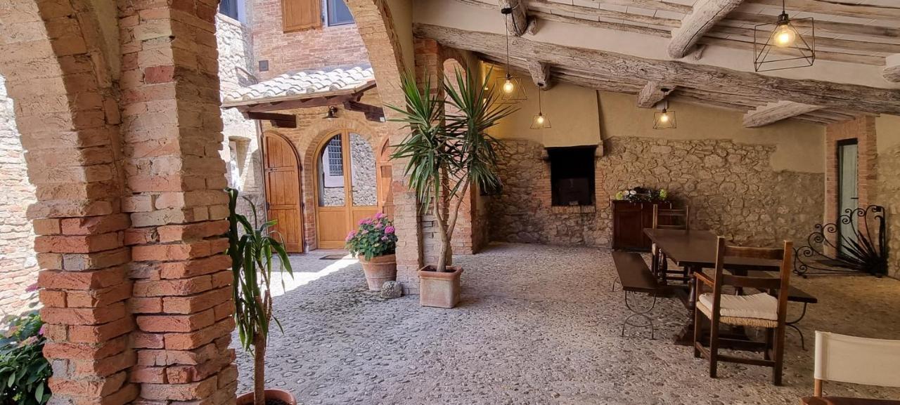 Casanova Di Campriano Villa Lupompesi Kültér fotó